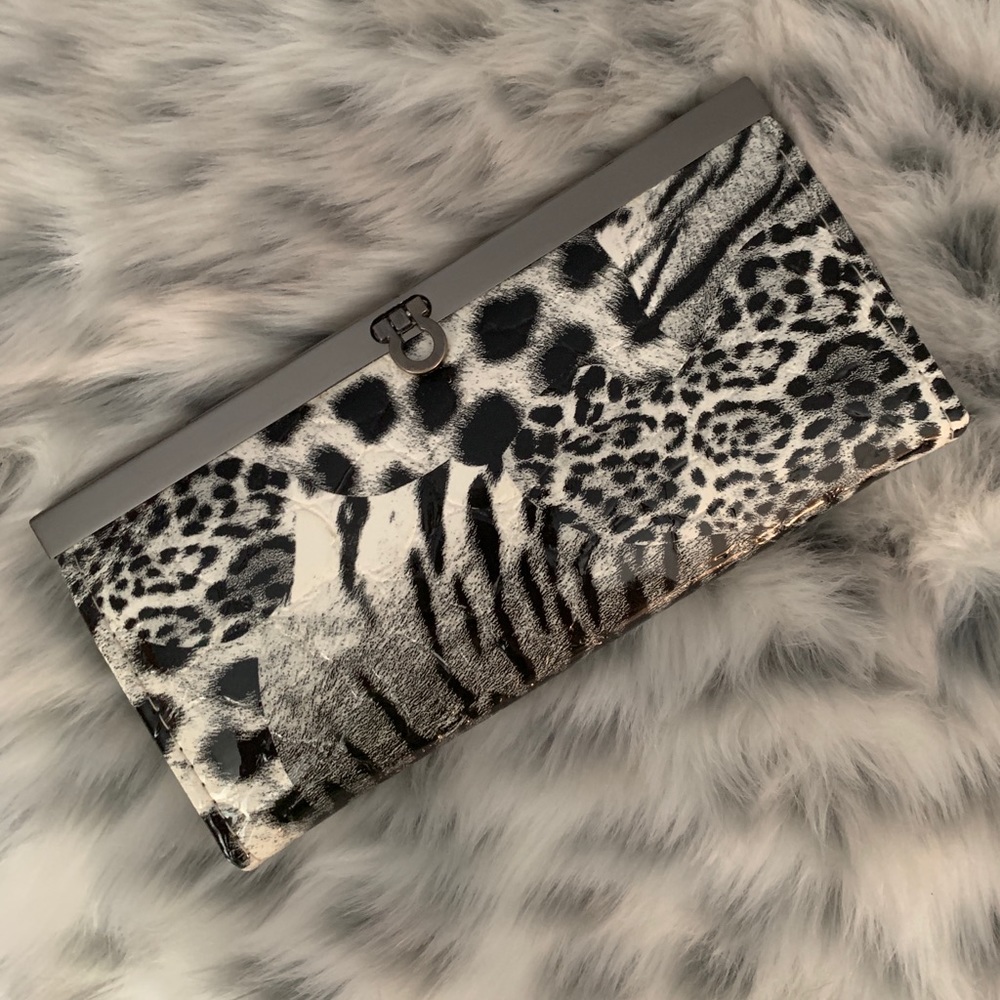 Animal print clutch🐾
